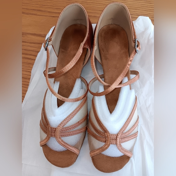 Elegant Satin Dance Shoes Size 9 Copper In Color. New. See Photos - Picture 2 of 7